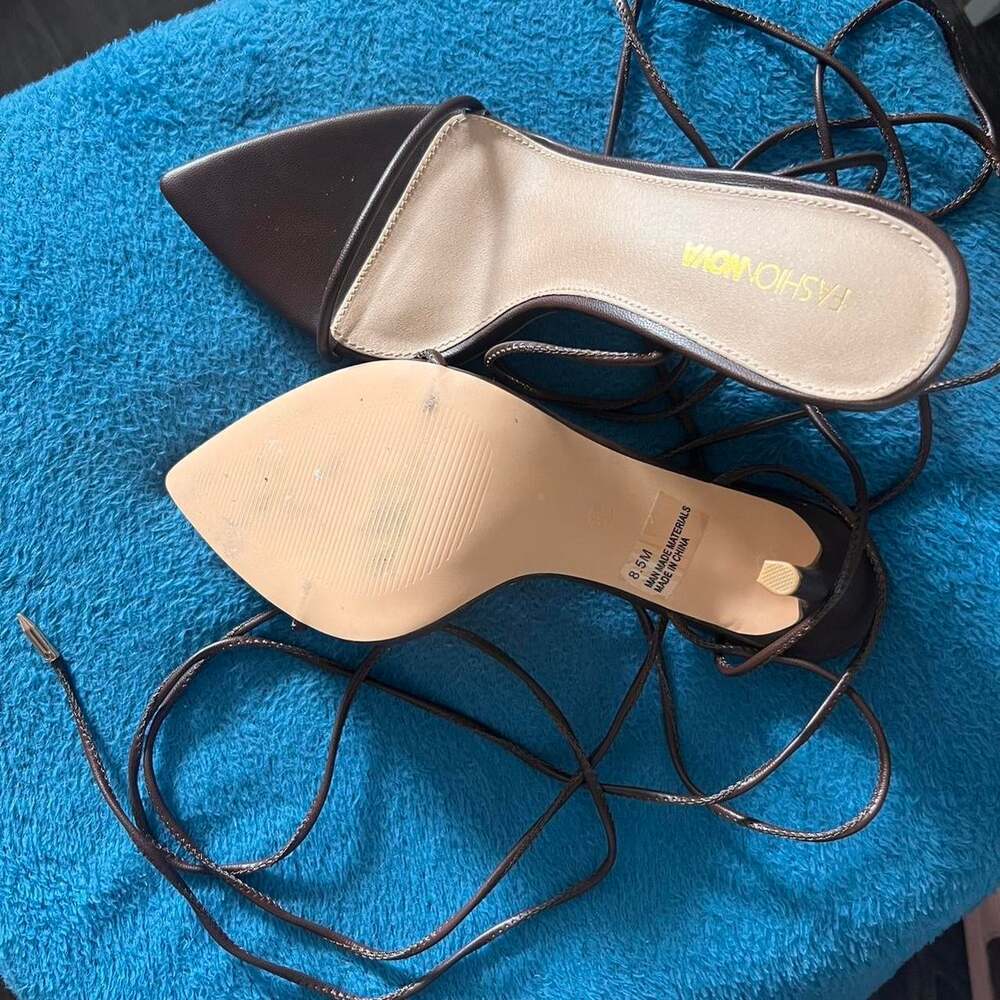 Fashion Nova Women's Brown Sandals - Picture 4 of 5